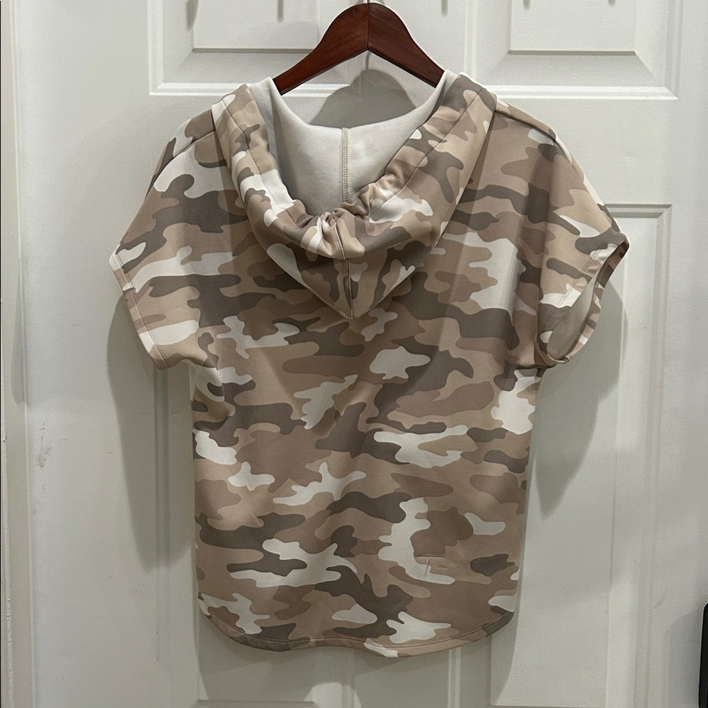 Philosophy Beige Camouflage Short Sleeve Hoodie - Picture 3 of 3